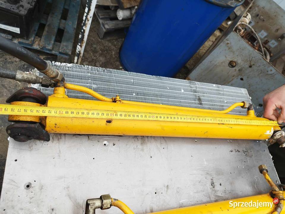 Siłownik hydrauliczny Złożony 76 rozciągnięty Strzyżew sprzedam