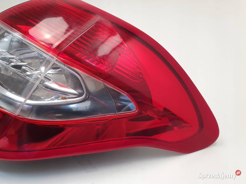 LAMPA PRAWA Citroen C4 II 1015r TYLNA prawy tył Rudka