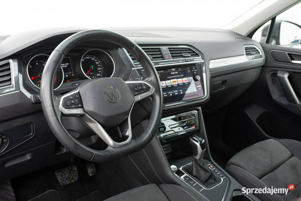Volkswagen Tiguan 15 TSI LIFE DSG Podgrzf I kier Pępowo