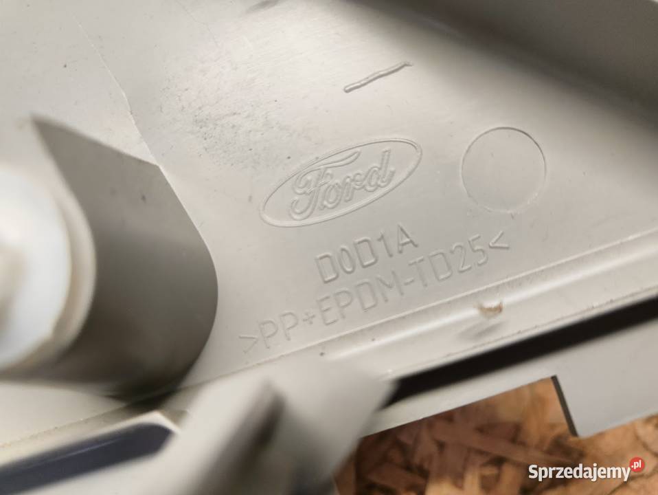 Osłona Słupka Lewy Tył Ford C II Mk2 AM51R280C47 osobowe Pleszew