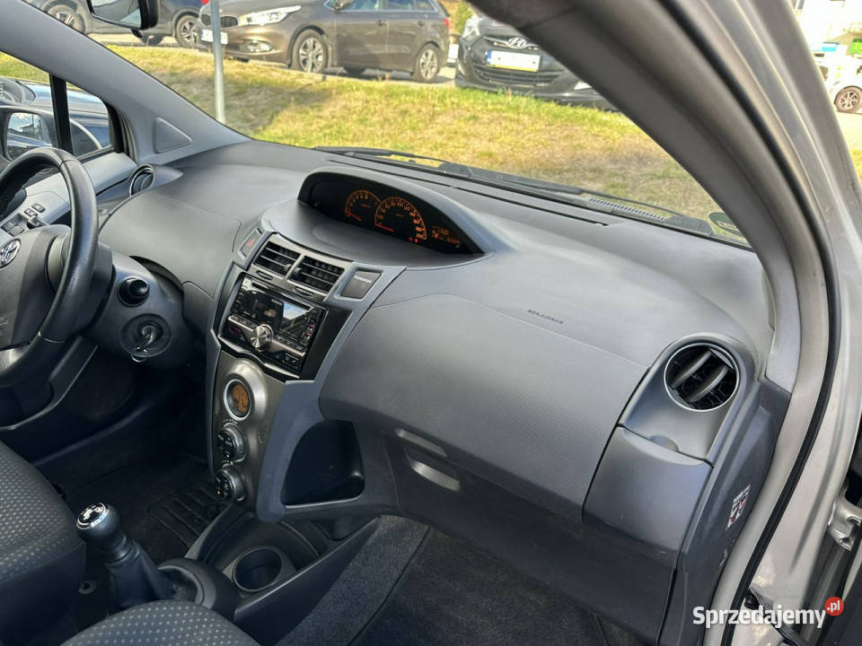 Toyota Yaris 5 drzwi10 Benzyna VVTiNiski Wejherowo