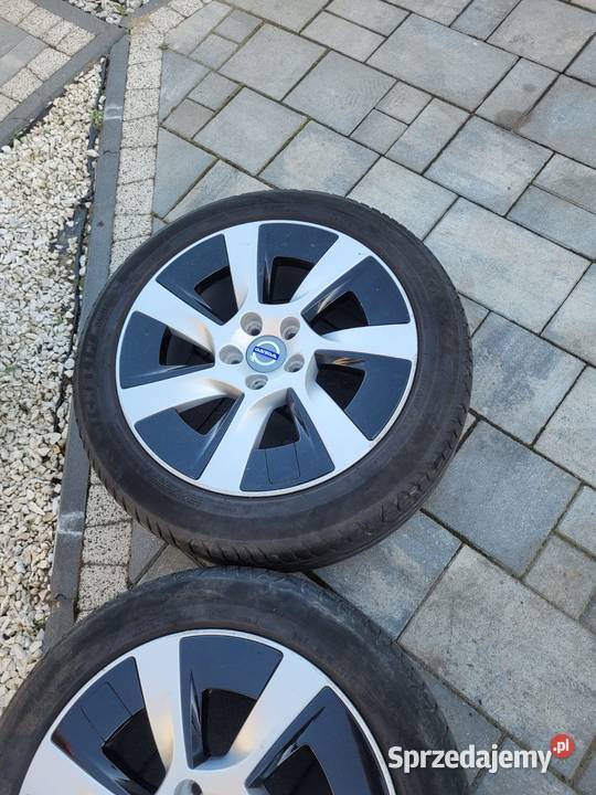 Koła Volvo S60 V70 17 hybryda 8JX17 ET55