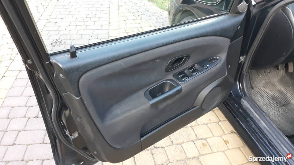 Carisma Lift ze sprawną klimatyzacją 277000km Ostróda