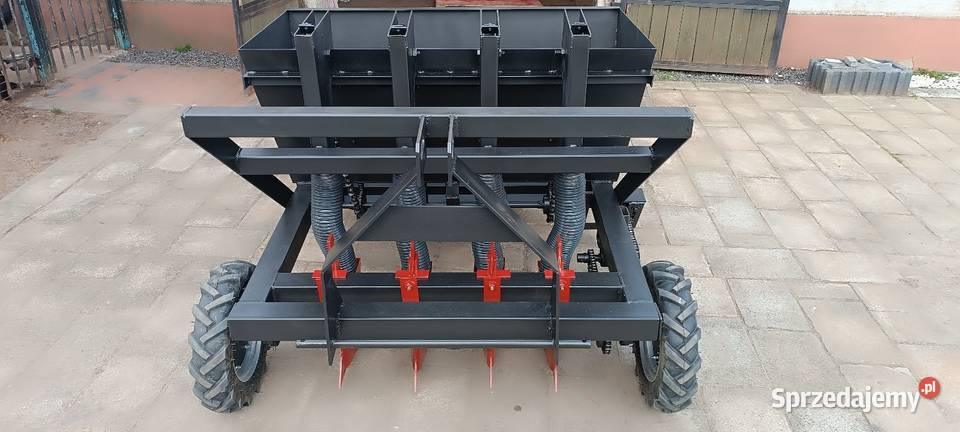 Sadzarka dymka cebula czosnek bób warzywa