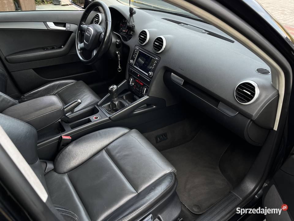 Audi A3 Sportback Audi A3 2010r Skóry Czarna Alu kujawsko-pomorskie Toruń