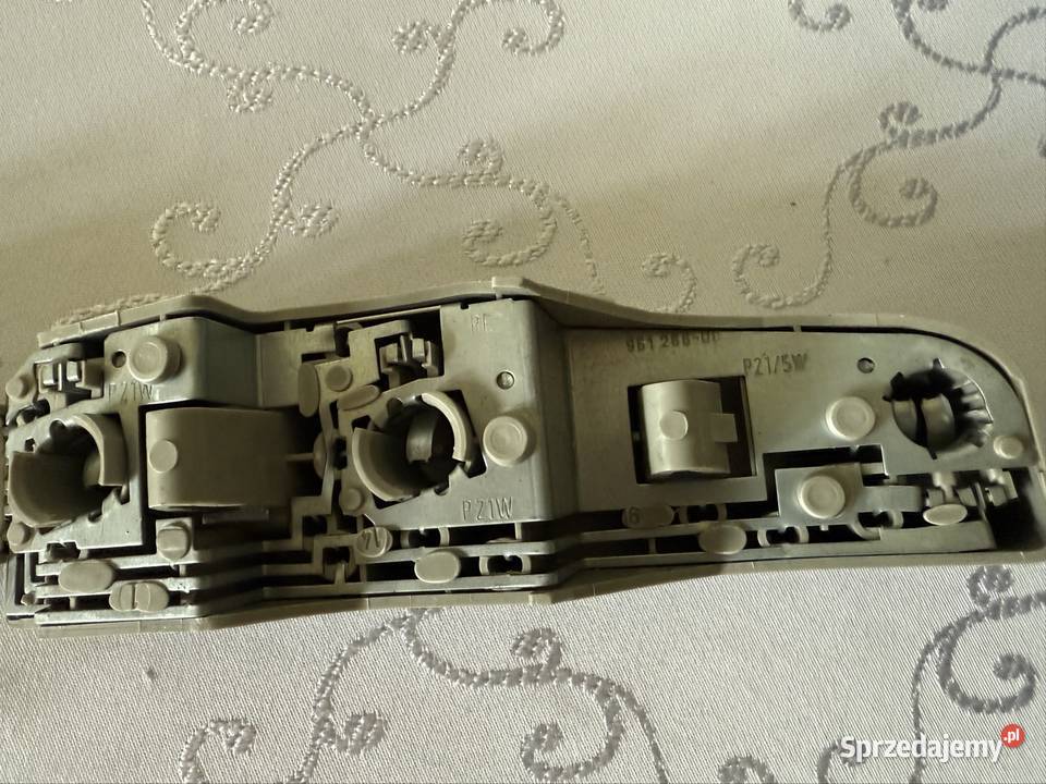 Oprawki Żarówek Tylnej Lampy Ford 89FG13N004BA Czerwionka-Leszczyny