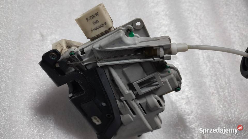 ZAMEK DRZWI TYLNYCH AUDI A 3 8 P 5 DRZWI