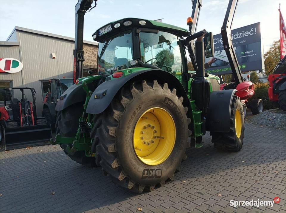 Ciągnik rolniczy John Deere 6215R Jatutów