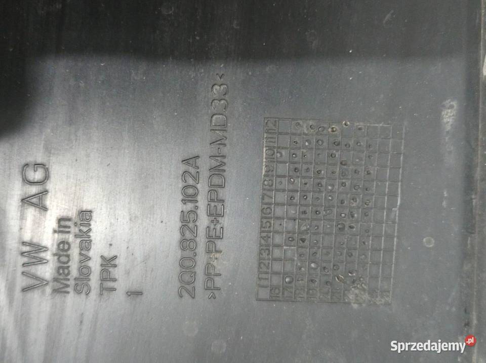 OSŁONA PODWOZIA PRAWA 2Q0825202A Skoda Kamiq I