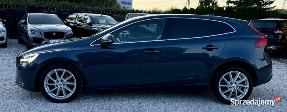 Volvo V40 InscriptionFULL wersjaGwarancja II manualna V40 V40 dolnośląskie