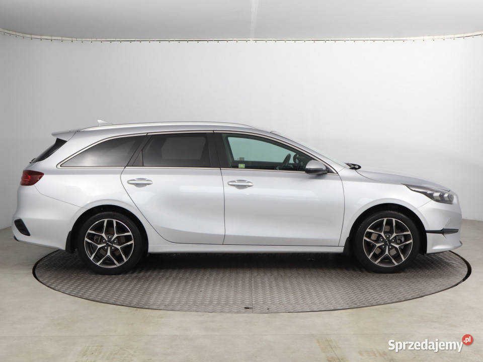 Kia Ceed 15 TGDI podgrzewane fotele dolnośląskie Bielany Wrocławskie