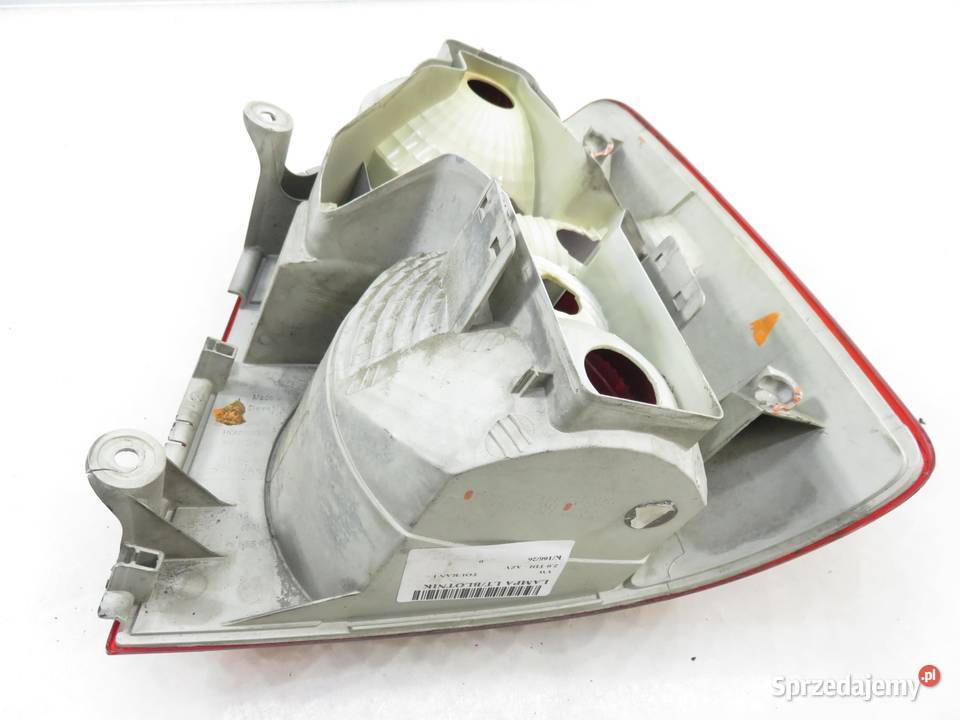 LAMPA LEWA TYLNA VW TOURAN I 1T0945111B Motoryzacja