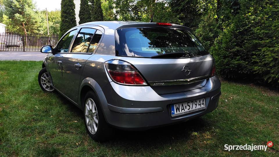 Opel Astra H 16 Benzyna zadbana bezwypadkowa