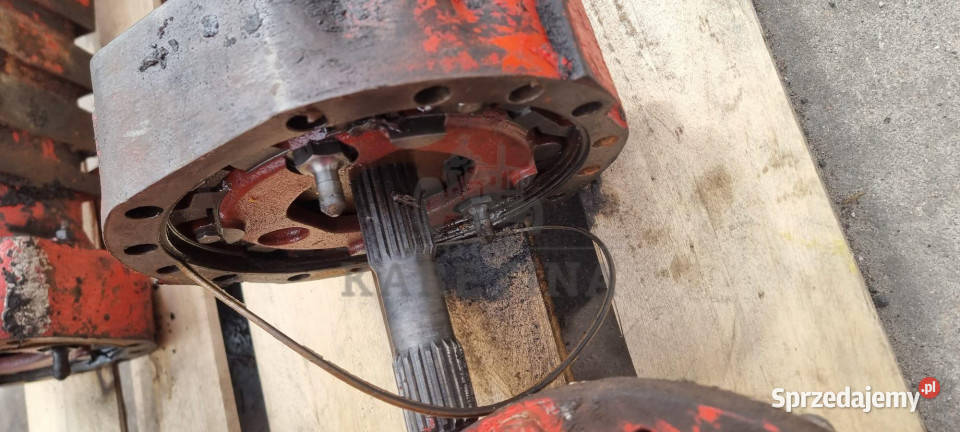 Manitou 628 Obudowa Przedniej Osi Pochwa Jastrzębniki