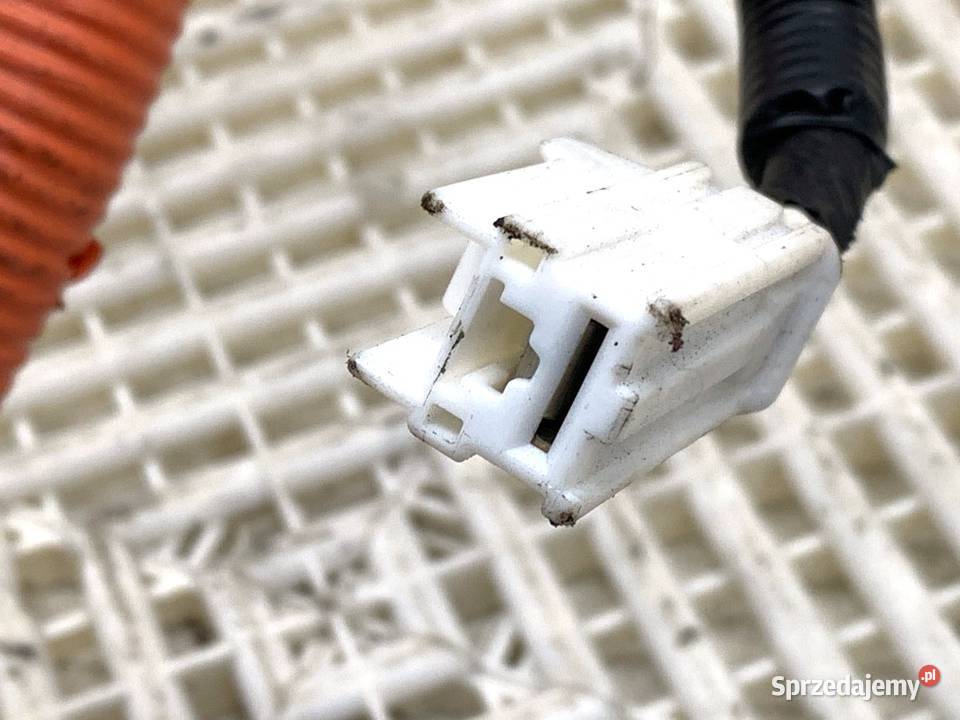 PRZEWÓD WYSOKIEGO NAPIĘCIA TOYOTA AURIS II