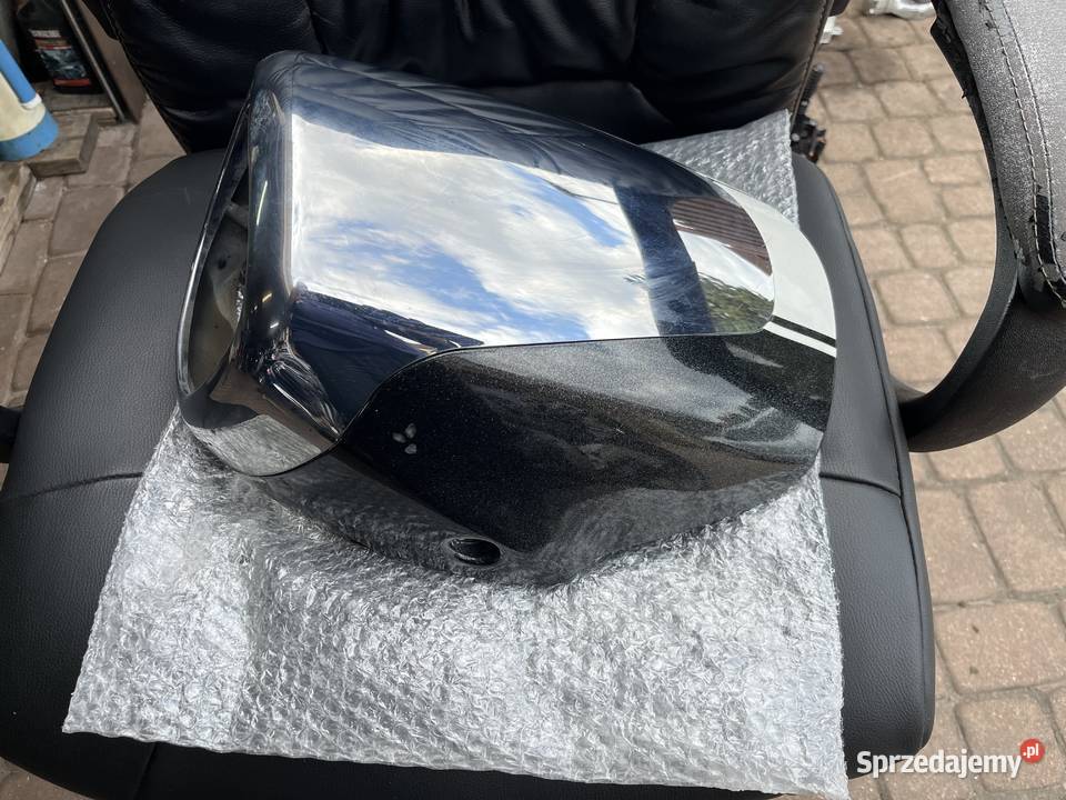 SUZUKI VZR1800 M109 BOULEVARD OWIEWKA PRZÓD