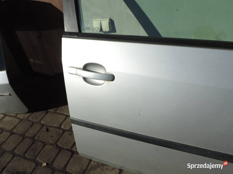 DRZWI PRAWY PRZÓD FORD FIESTA MK5 5D KOLOR 62 małopolskie Nowy Sącz