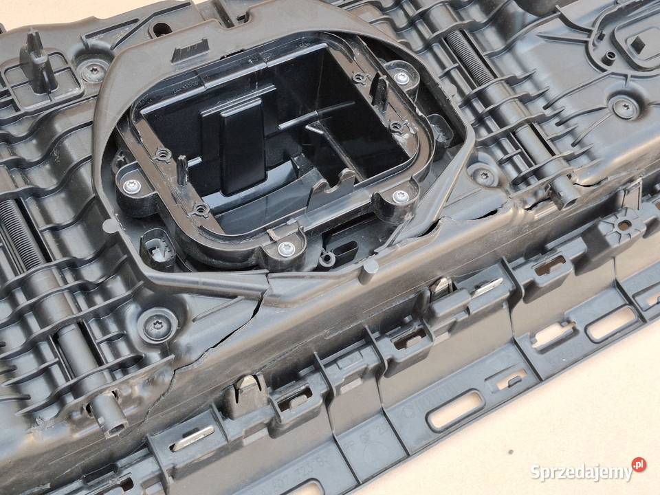 SKODA ENYAQ GRILL ATRAPA CRYSTAL FACE RAMKA Atrapy Bieleń