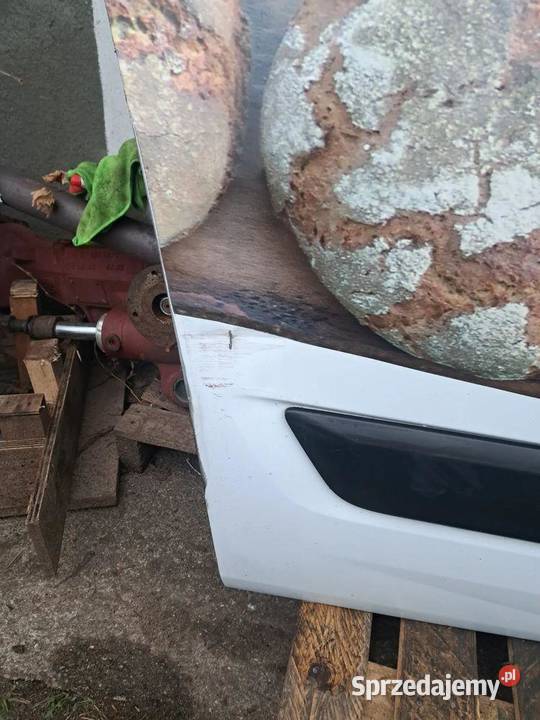 Drzwi boczne przesuwne prawe Ford Transit