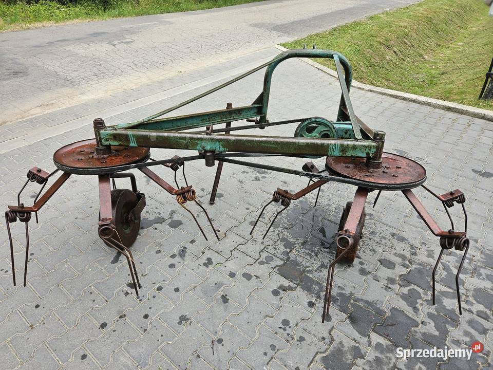 Roztrząsacz przetrząsacz pokosów pająk małopolskie Stogniowice