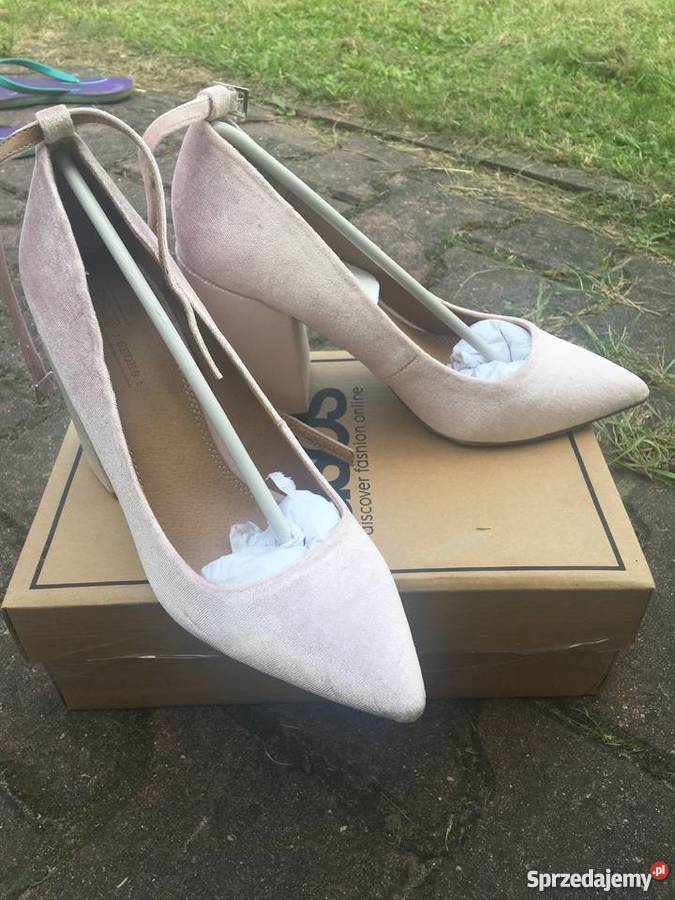 Belvetowe buty na klocku Asos Asos Skarżysko-Kamienna sprzedam