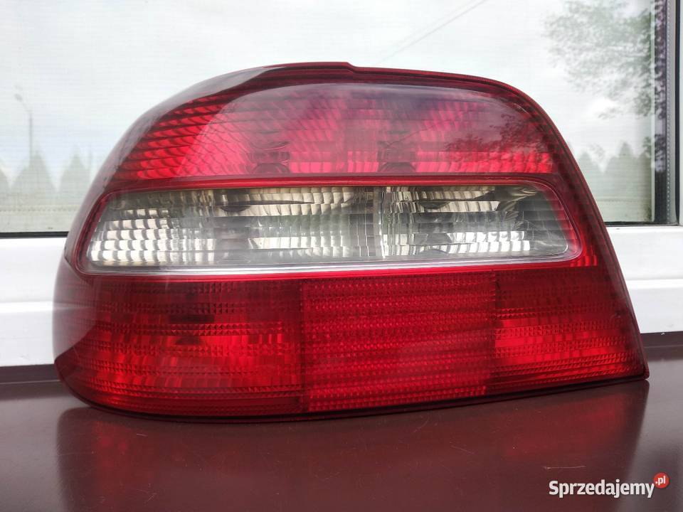 Volvo S40 I LIFT FL lampa tył tylna lewa wkład osobowe Sieradz