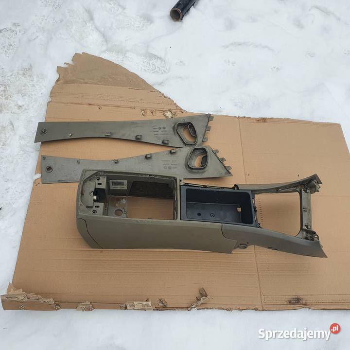 Tunel środkowy Volvo v70 II OAK osobowe