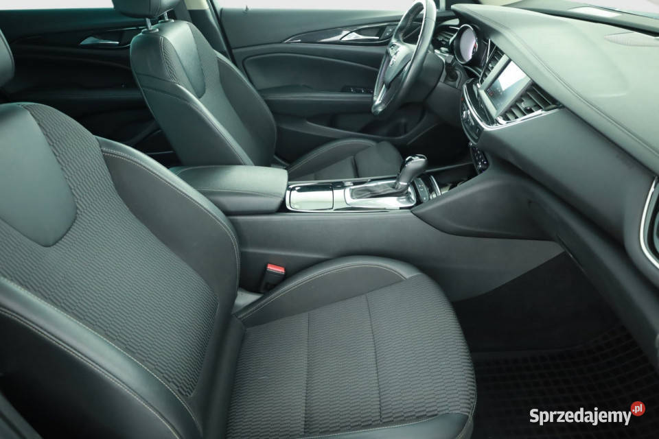 Opel Insignia 15 CDTI czujnik parkowania