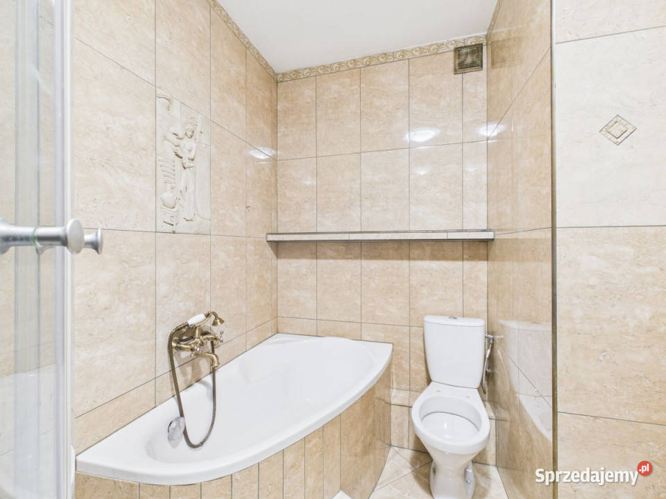 Mieszkanie 11037m2 3 pokojowe Rumia 110.37m2