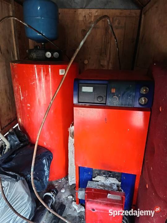 Sprzedam komplet piec olejowy 23kw Pozostałe Słowik