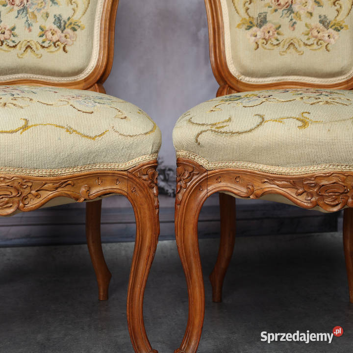 ARTexpert Para zdobionych krzeseł Ludwik do Dobrzany sprzedam