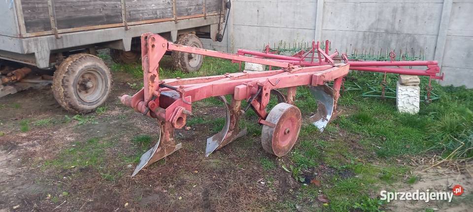 Pługi 4 skibowe AKPIL w stanie Łuków