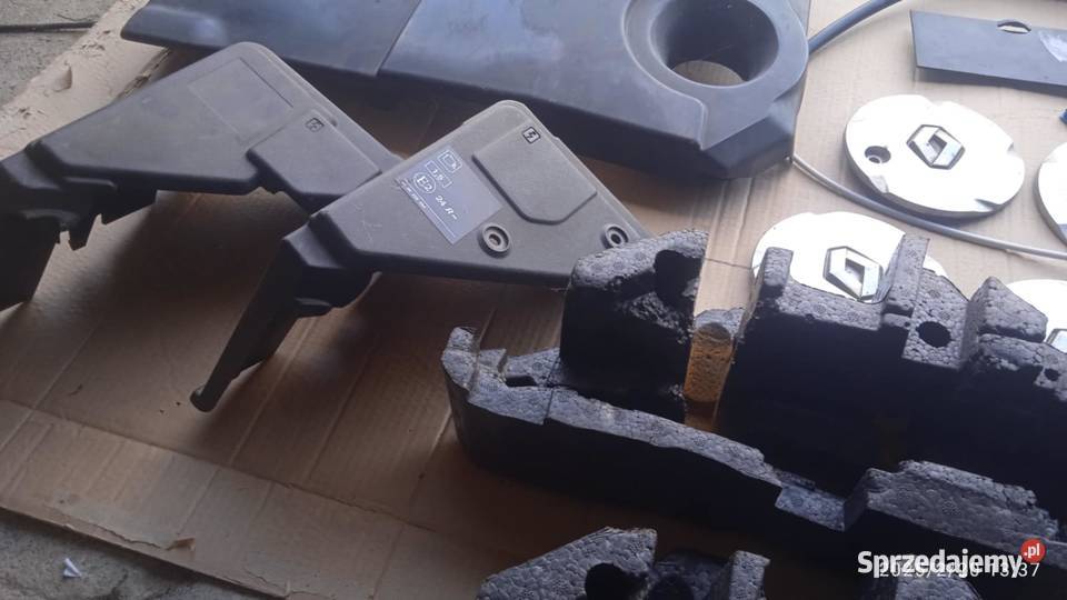 Renault Megane 2 Części kołpaki lewarek zapas łódzkie Kamieńsk