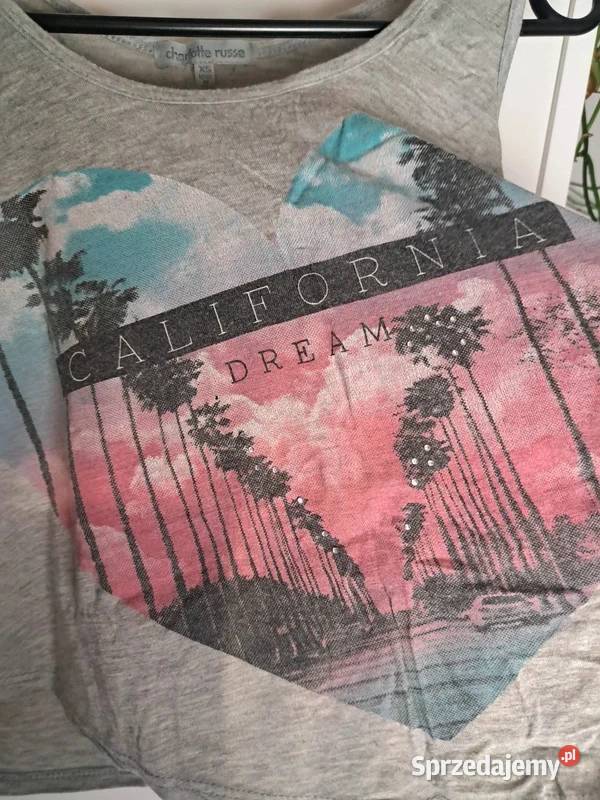 Luźny crop top Charlotte Russe z motywem