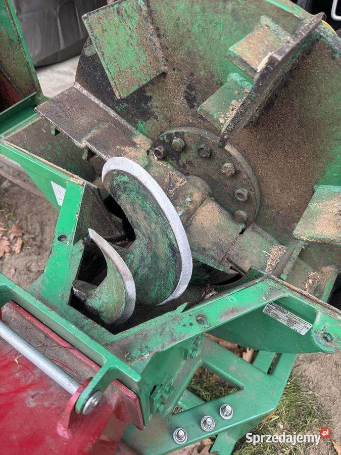 Rębak rozdrabniacz ślimakowy Bystro Pirba WOM Sworowo sprzedam