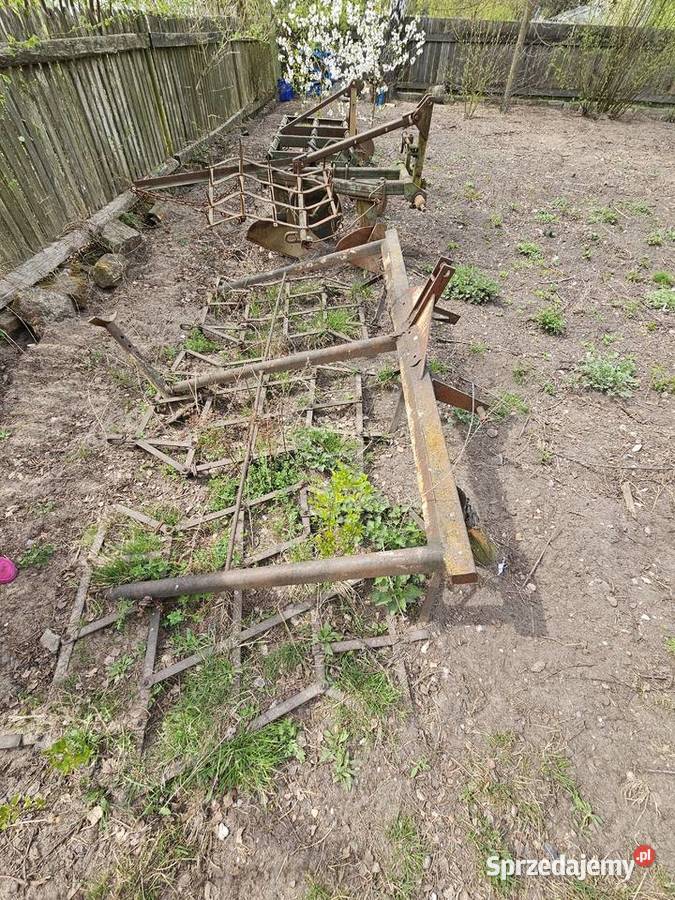 Trzy brony z ramą Nowy Sokołów