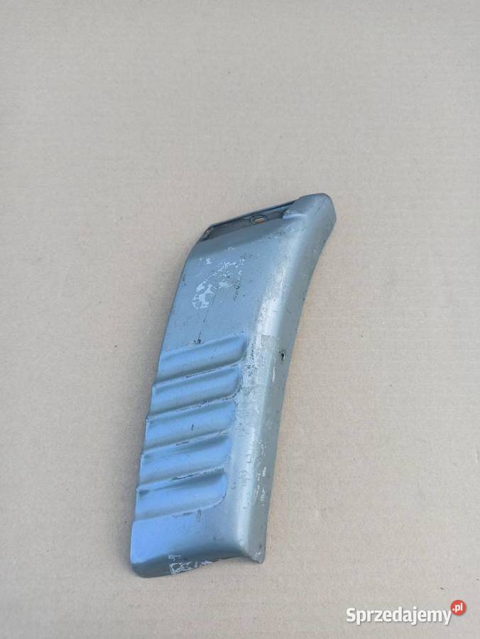MERCEDES W126 LISTWA BŁOTNIKA LEWY TYŁ osobowe Trzciel