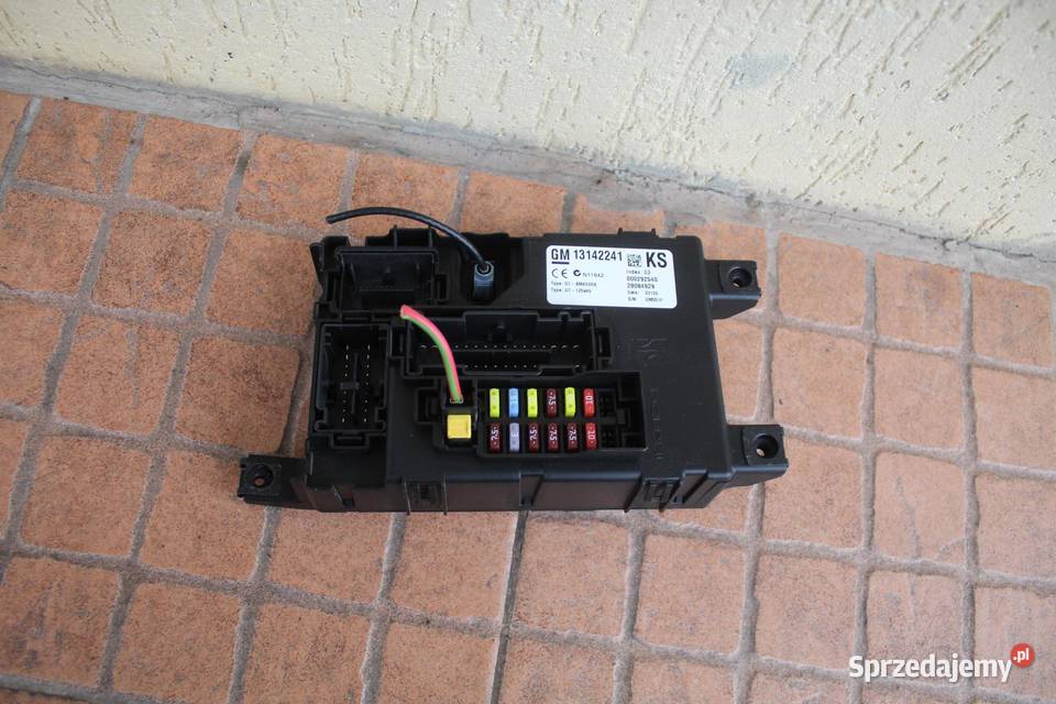 SKRZYNKA MODUŁ BSI OPEL CORSA D 10 13142241 osobowe wielkopolskie sprzedam