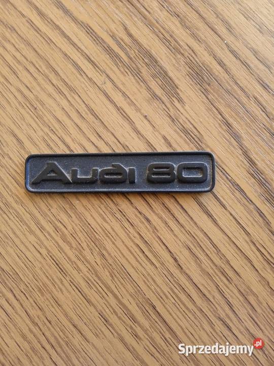 Emblematy audi 80