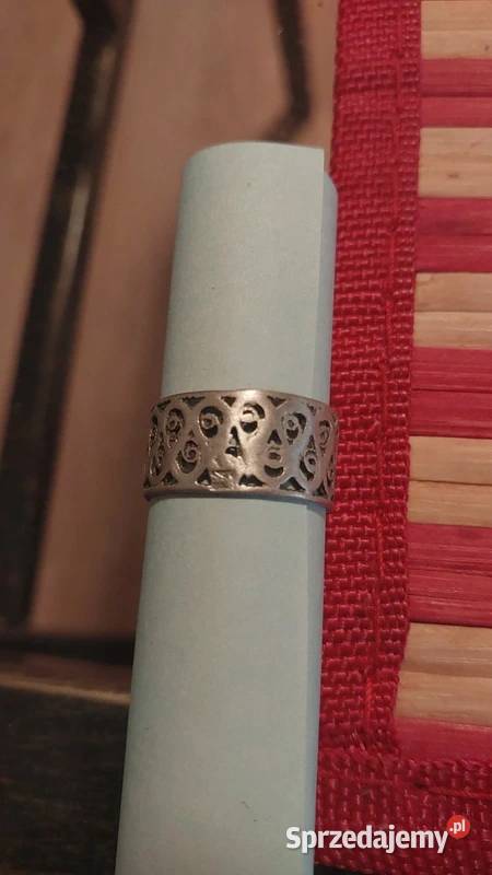 Pierścionek ażurowy lata 60te Opole