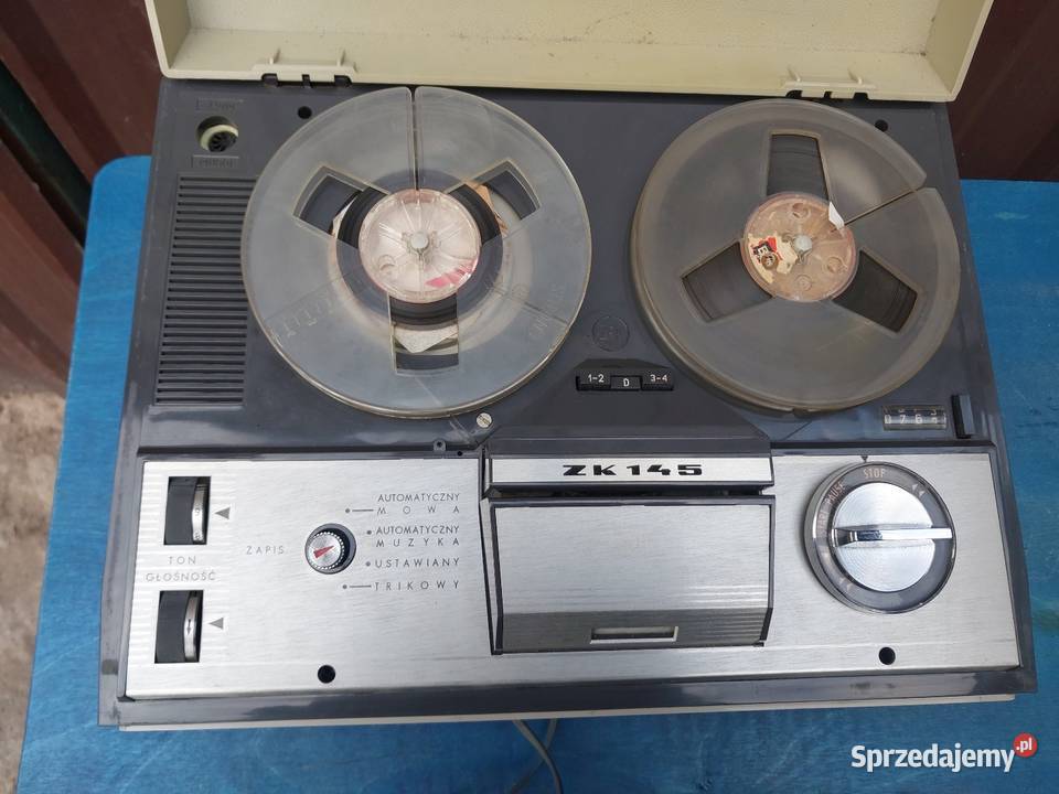 Radio magnetofon szpulowy UNITRA model ZK 145 Wąwolnica