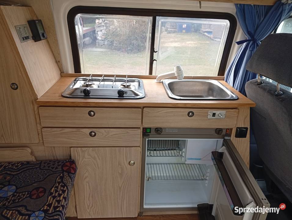 Ford Transit kamper 4 osobowy woda gaz 80KM Lubiąż