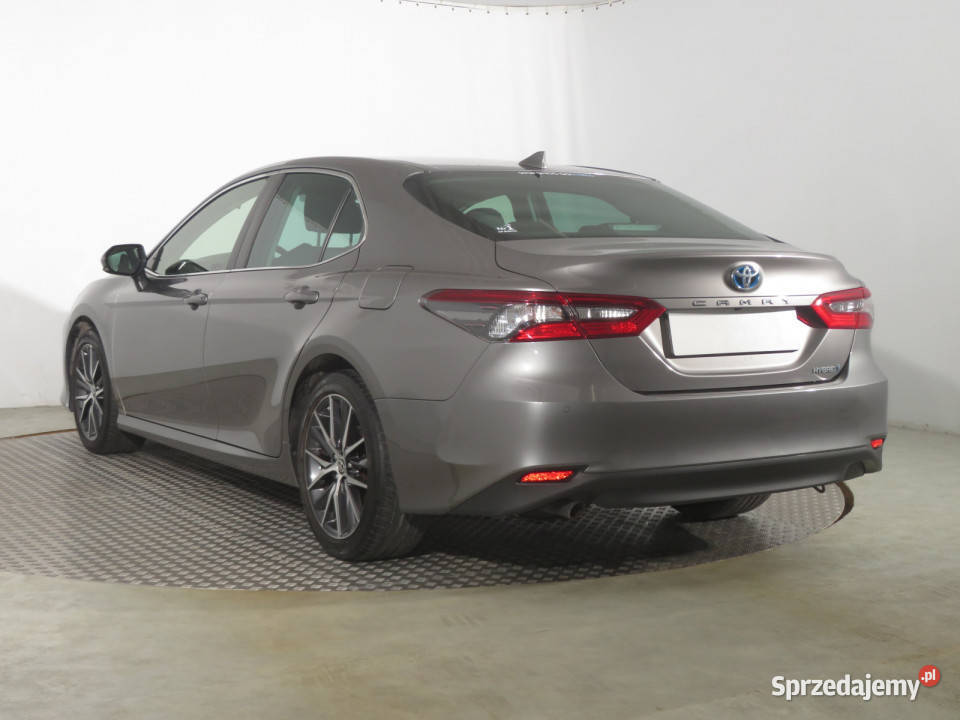 Toyota Camry 25 Hybrid Katowice