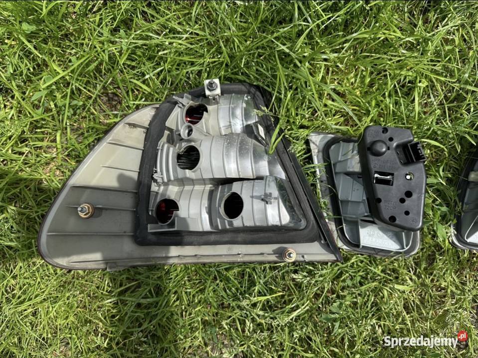 BMW 3 E46 sedan lampy tylne oryginał komplet Gdańsk