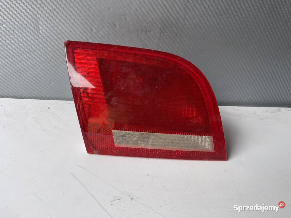 AUDI A3 SPORTBACK 8P4 LEWA LAMPA PRZÓD