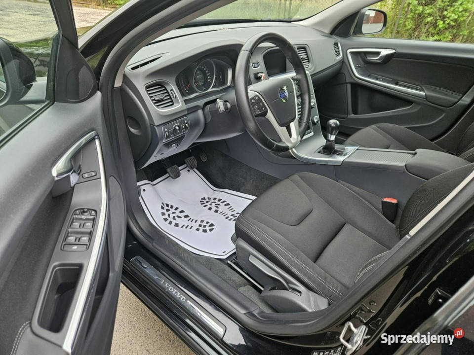 Volvo V60 Pełna Historia Serwisowa Silnik 5 bluetooth Opoczno