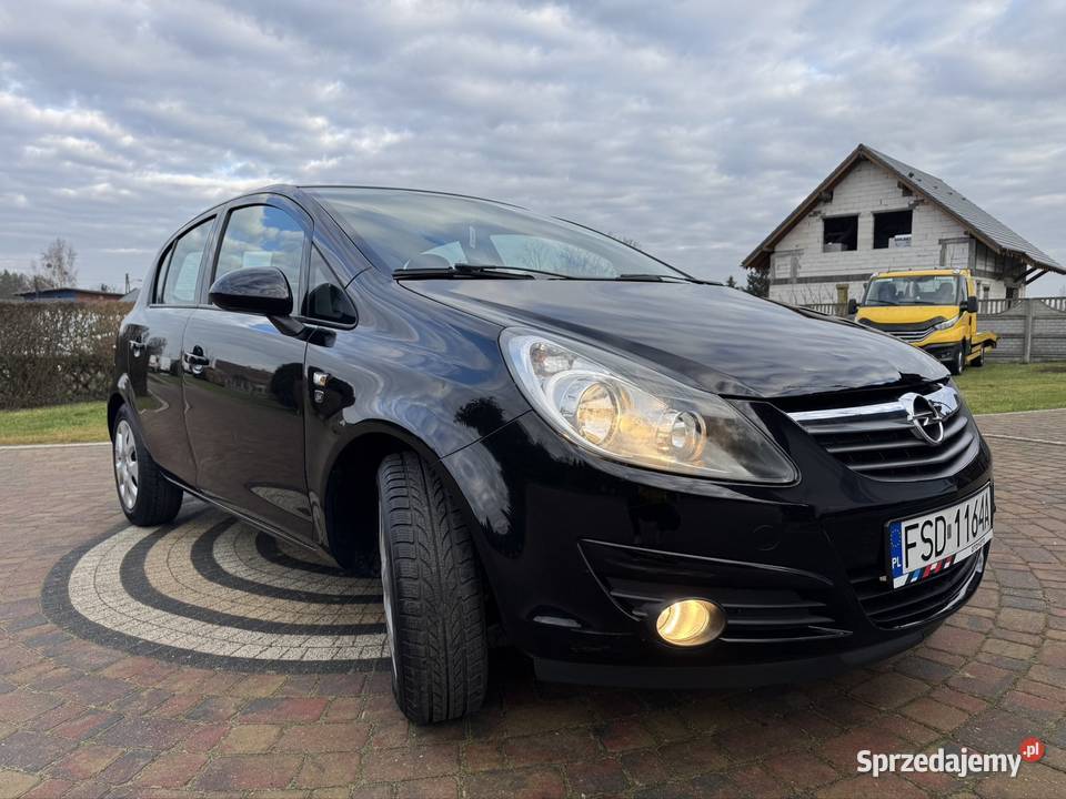 Opel Corsa 2010 Benzyna 12 Drezdenko