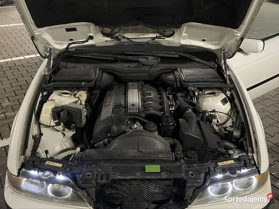 BMW E39 25 benzyna M individual Technik aluminiowe felgi Seria 5