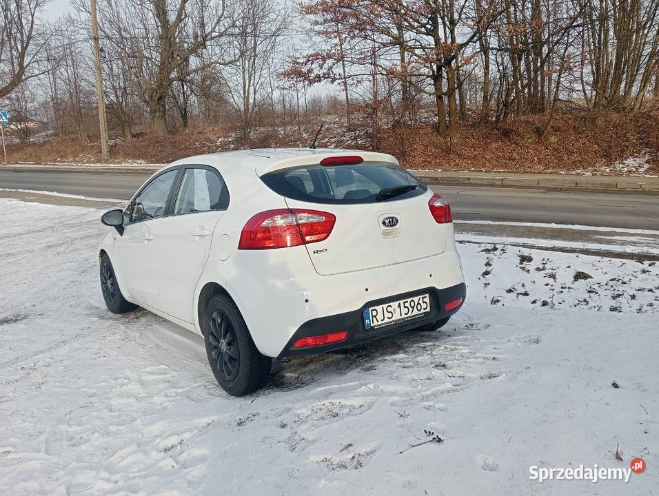 Kia Rio 12 benzyna 2013 nieuszkodzony