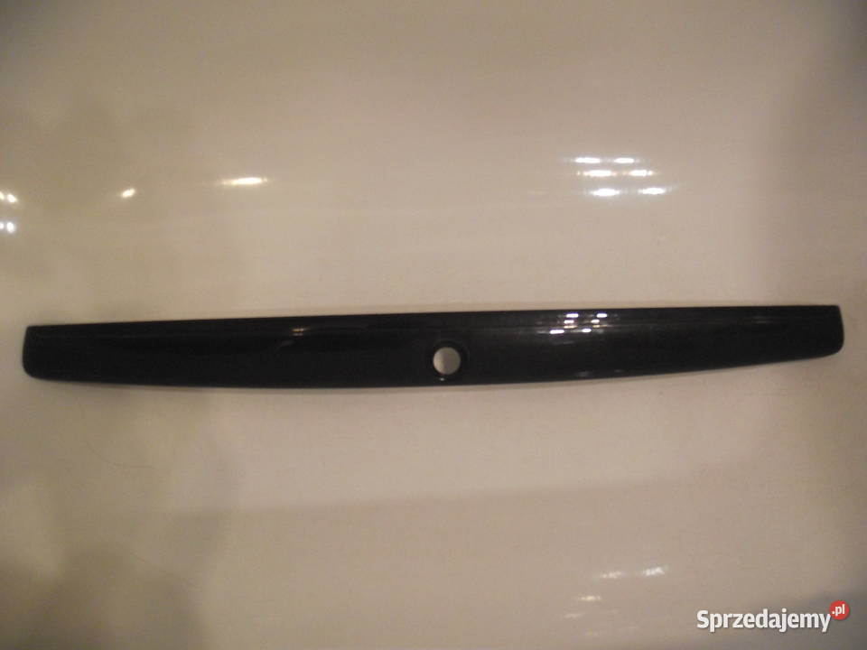 Skoda Octavia I Listwa oświetlenia tablicy osobowe Lampki tablicy rejestracyjnej Wrocław